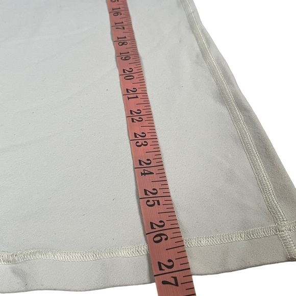 LULULEMON racerback white tank w black/white trim size 8 - Picture 4 of 7